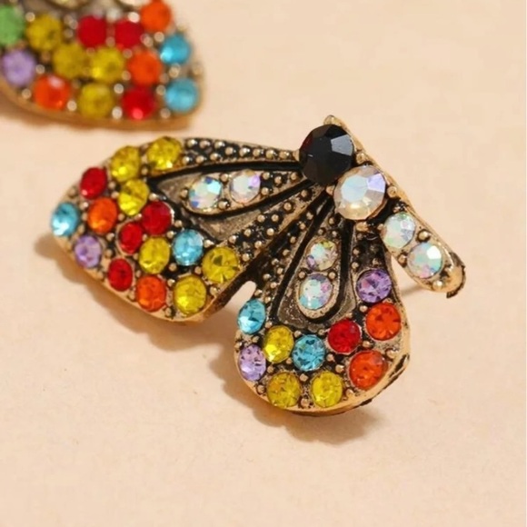 ❤️LAST PAIR! 🦋 multicolored rhinestone studs🧡 - Picture 2 of 8